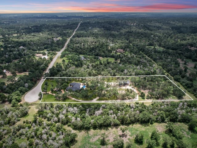387 Corral RD