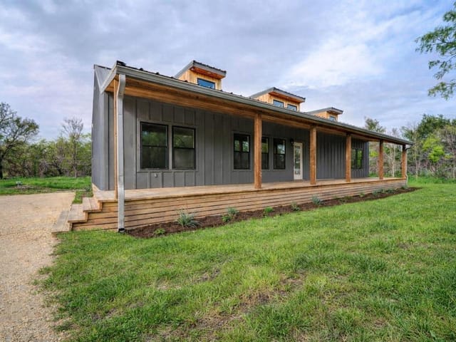 3881 Barth Rd