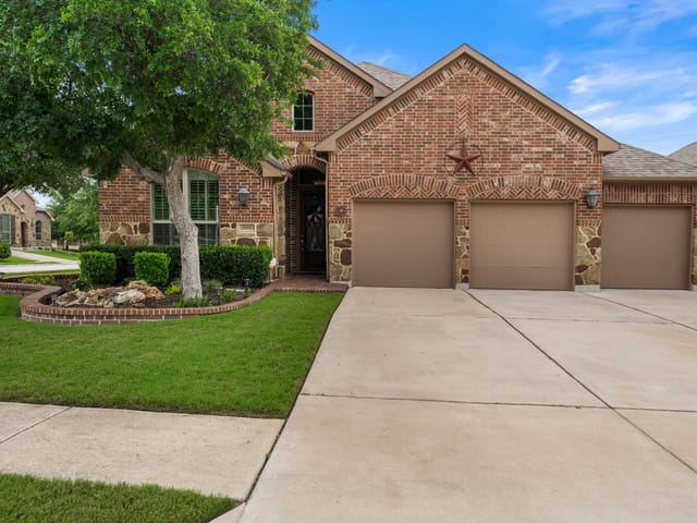 3896 Skyview WAY