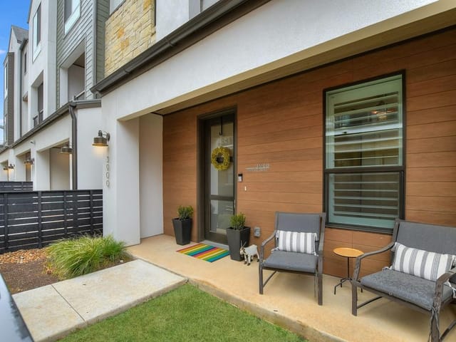 3900 Vantage Dr Unit #135