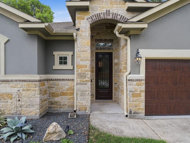 3901 Sansome LN