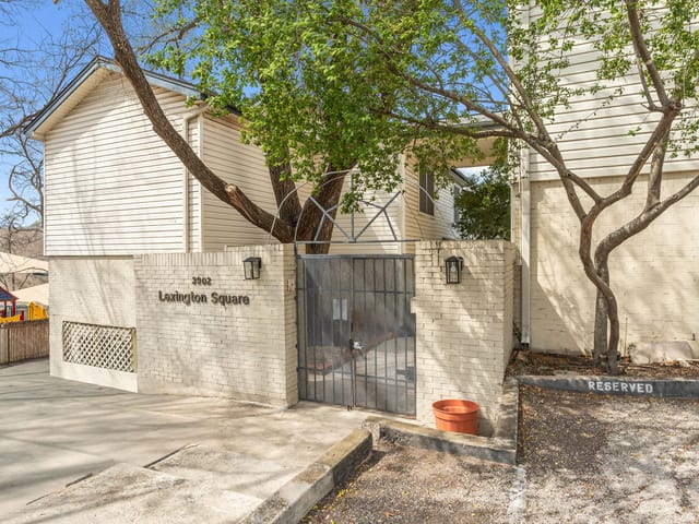 3902 Peterson Ave Unit #205