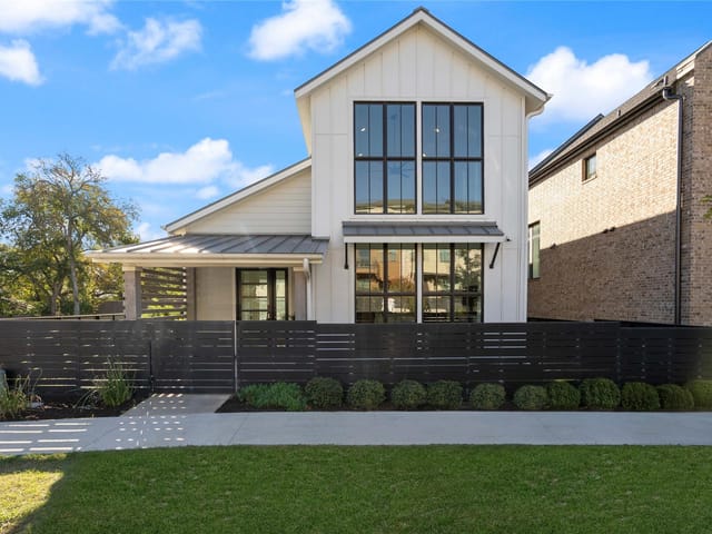 3903 Fable Ln
