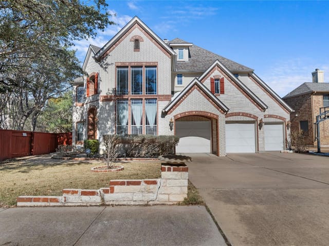 3903 Remington Rd