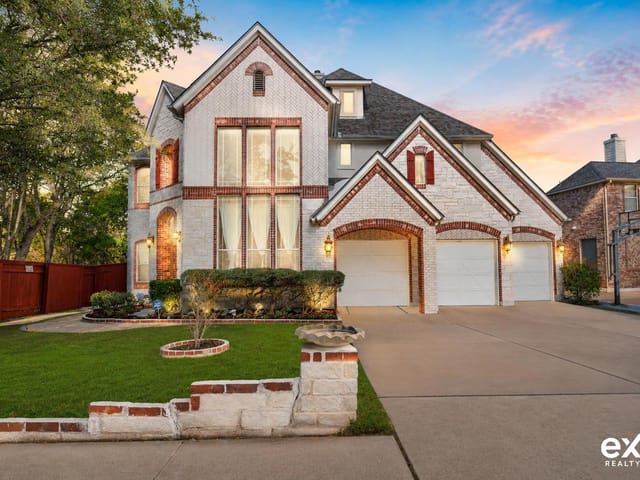 3903 Remington RD