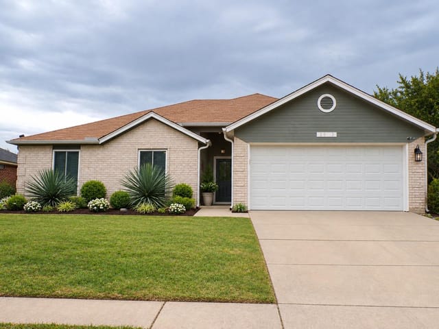 3903 Water Oak DR