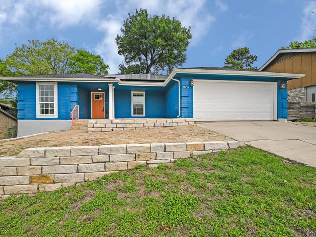 3904 Chase Cir