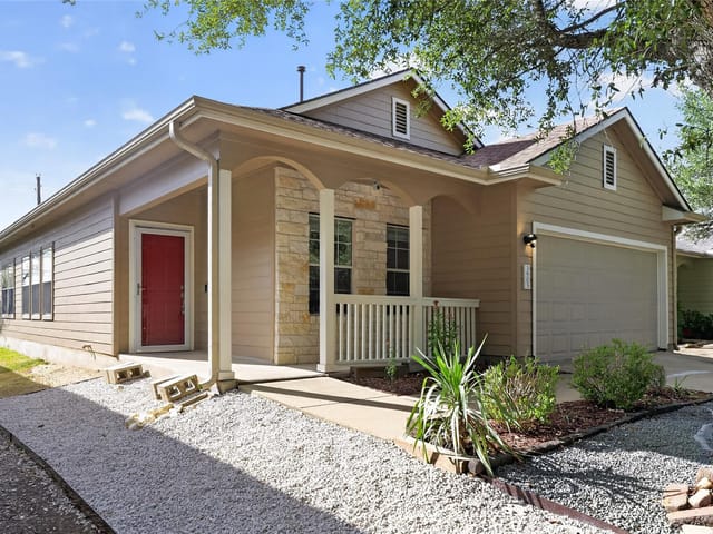 3905 Bronco Bend LOOP