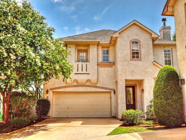 3905 Gaines Ct