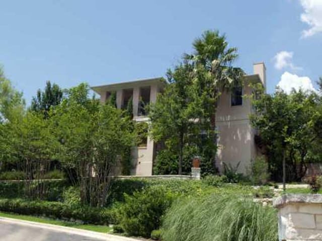3907 Bonnell Dr