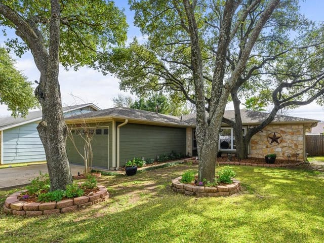 3907 COLOGNE Ln