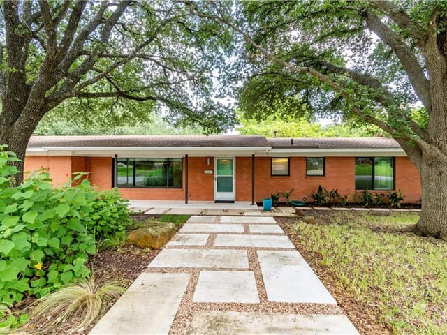 3907 Vineland Dr