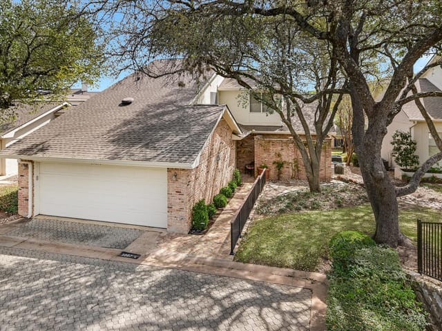 3907C Belmont Park DR