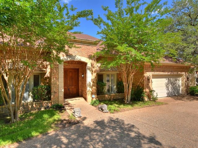 3908 Edwards Mountain Dr
