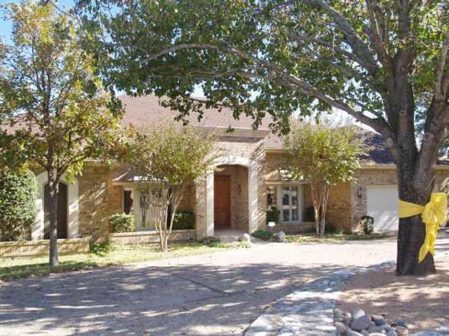 3908 Edwards Mtn