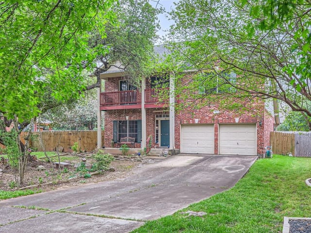 3908 Sendero DR