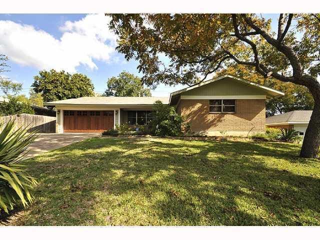 3909 Grayson Ln
