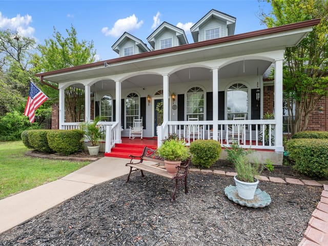 391 Liberty Dr