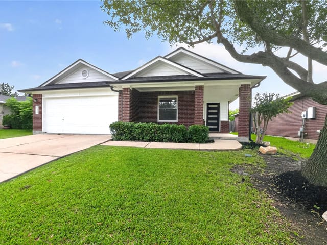 3911 Haleys WAY