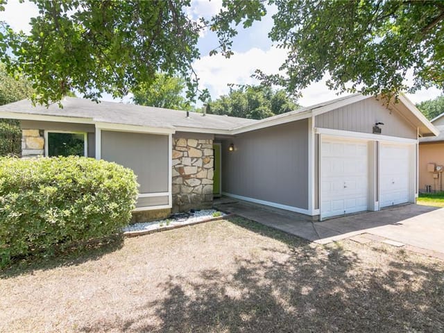 3911 Kandy Dr