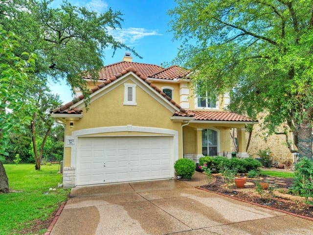 3912 Coopers Hawk CV