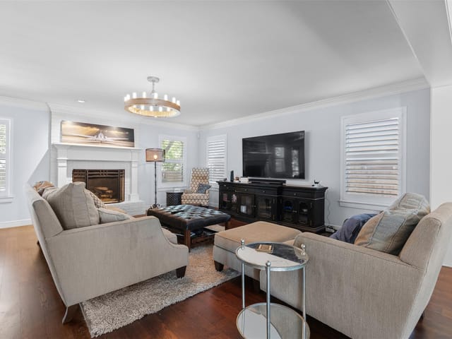 3912 Greystone DR