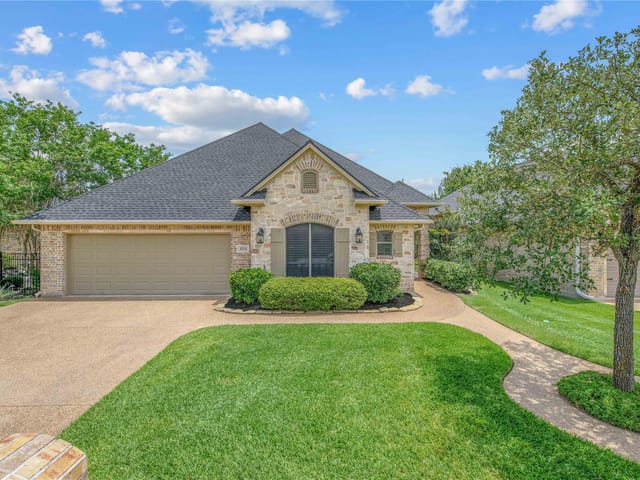 3914 Park Meadow LN
