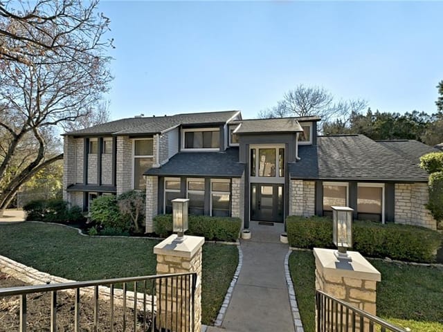 3917 Walnut Clay Dr
