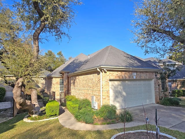 3920 Arbor Glen WAY