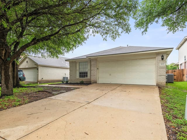 3920 Whitey Ford WAY