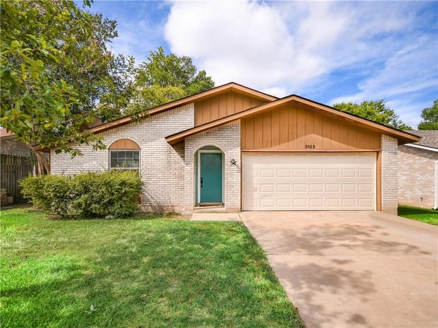 3922 Leafield Dr
