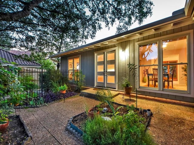 3923 Sierra Dr