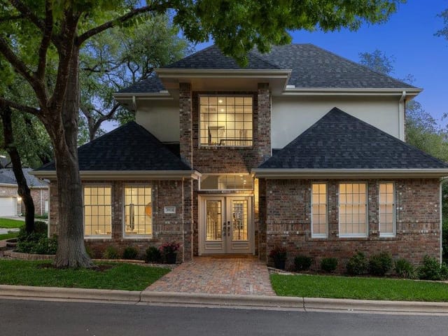3924 Arbor Glen Way