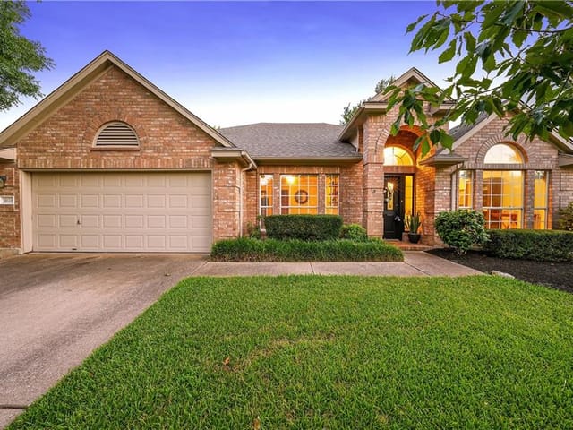 3928 Sendero Dr