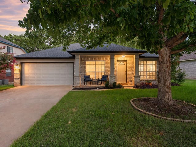 3936 Kristencreek LN