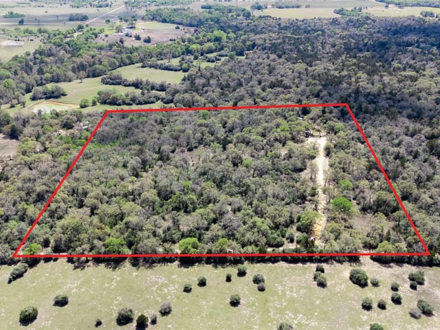 3950 Private Road 2015