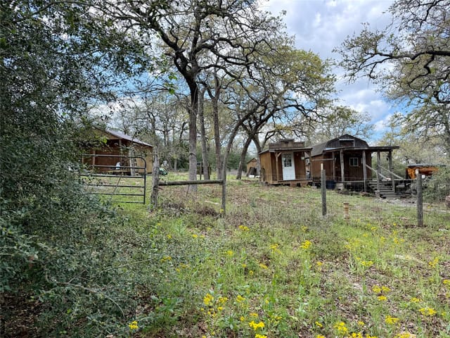 3950 Private Road 2015