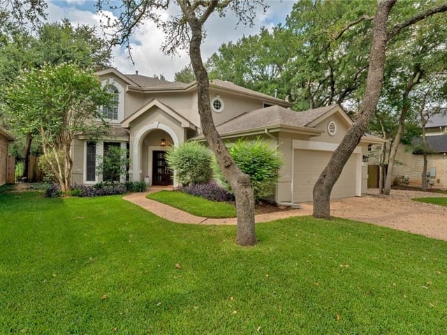 3950 Travis Country Cir