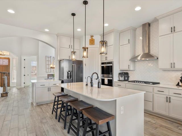 396 Eclipse Dr