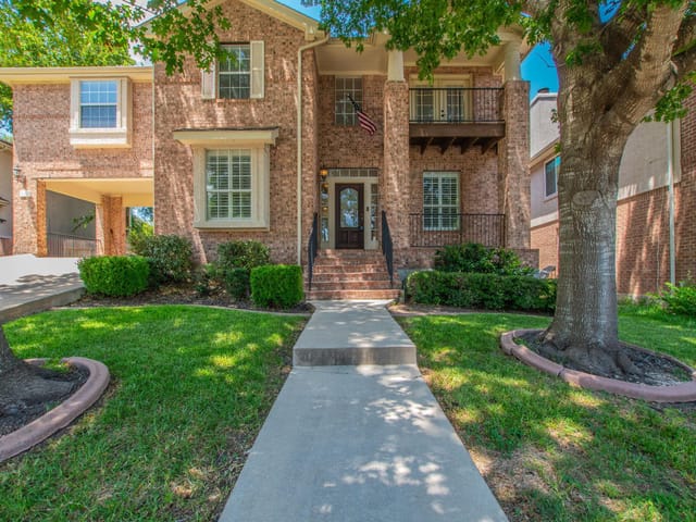 3988 Lord Byron CIR