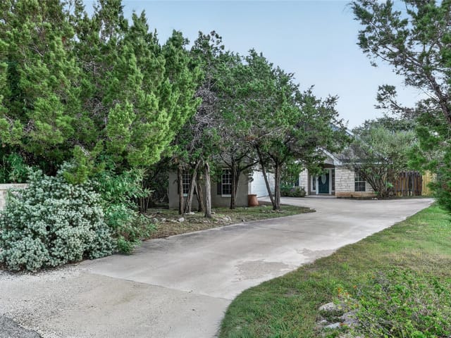 4 Cedarwood CIR