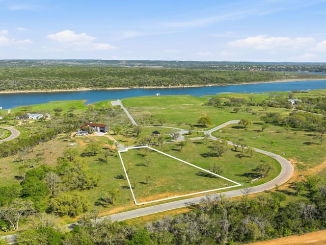 4 Creek Hollow Way