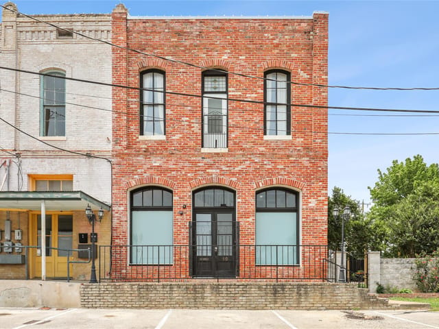 4 Depot ST