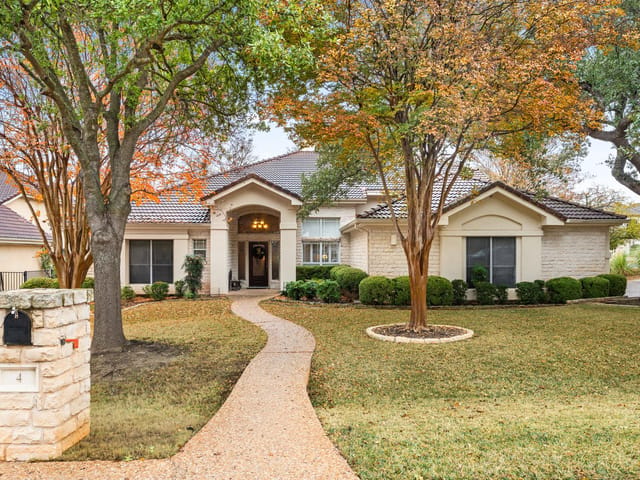 4 TIBURON Dr