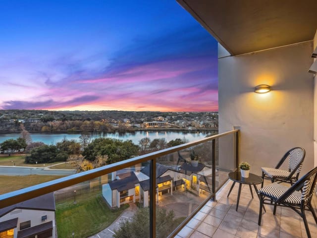40 N Interstate 35 Highway Unit #10B4