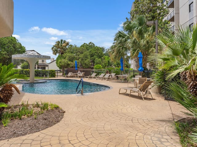 40 N Interstate 35 Unit #11B2