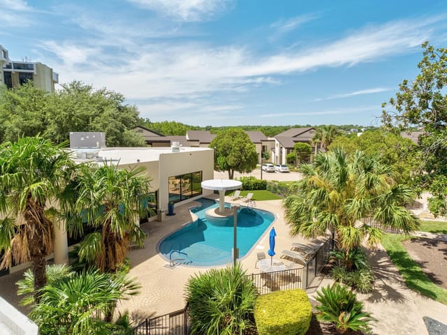 40 N Interstate 35 Unit #3D3