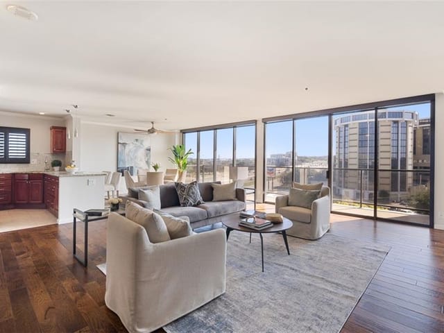 40 N Interstate 35 Unit #6D4