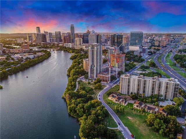 40 N Interstate 35 Unit #8B2