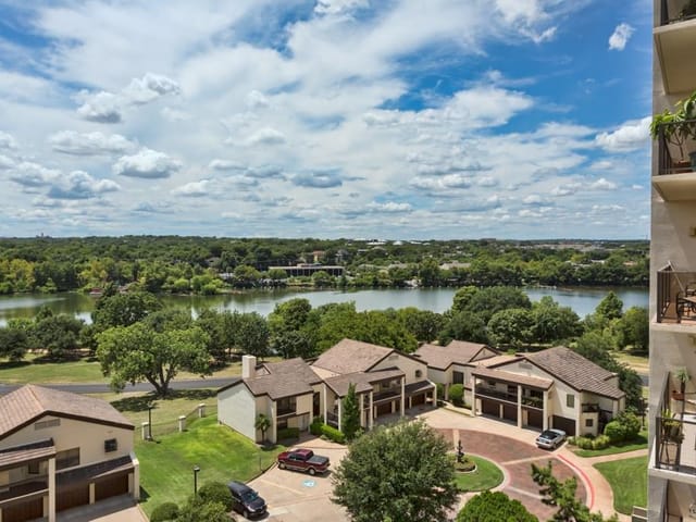 40 N Interstate 35 Unit #8C1